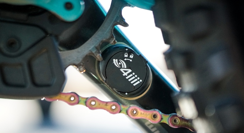This is a single-sided 4iiii power meter which  is a good choice if you already own a trainer or want to train outside.
