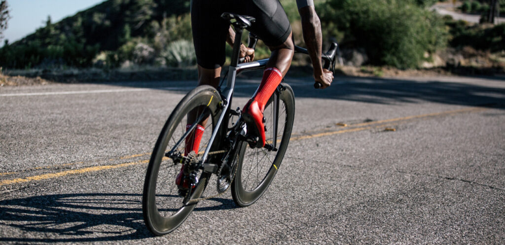 A cyclist interval training with a power meter