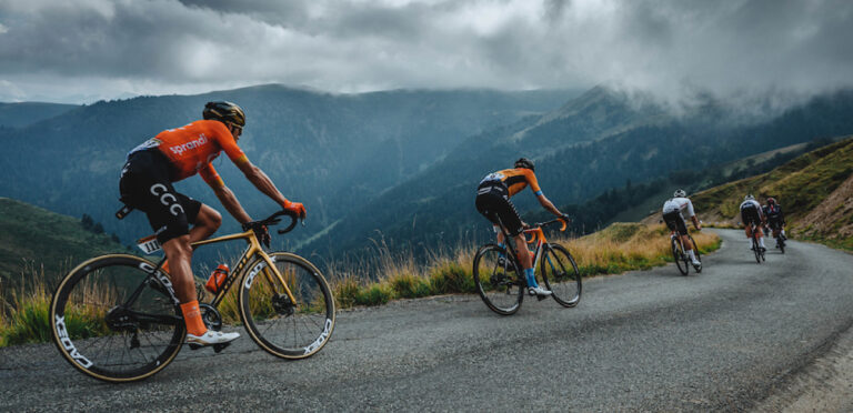 Athletes descend during the 2020 Tour De France