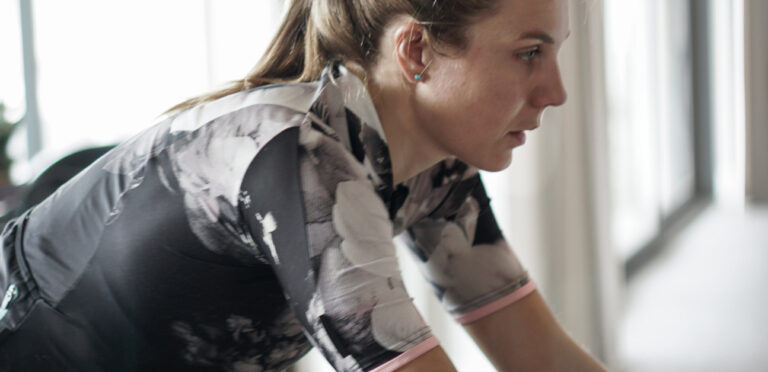 An athlete trains her aerobic energy system using sweet spot intervals